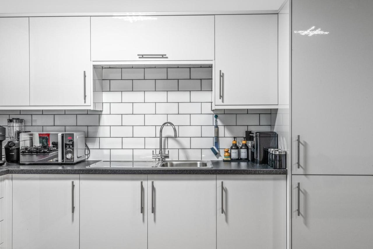 Апартаменты Londwell, Chic Hyde Park Mews House Лондон Экстерьер фото
